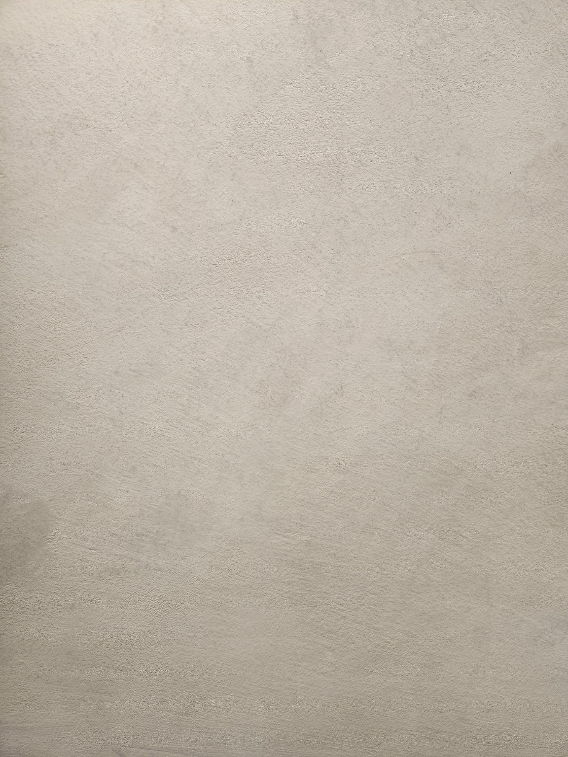 Tadelakt hand-applied sample board: Warmth with visible texture.